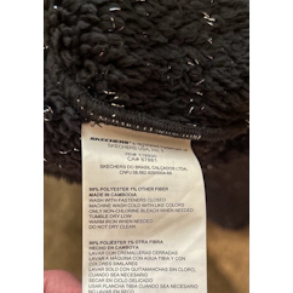 Skechers• fuzzy zip up jacket - Picture 7 of 7